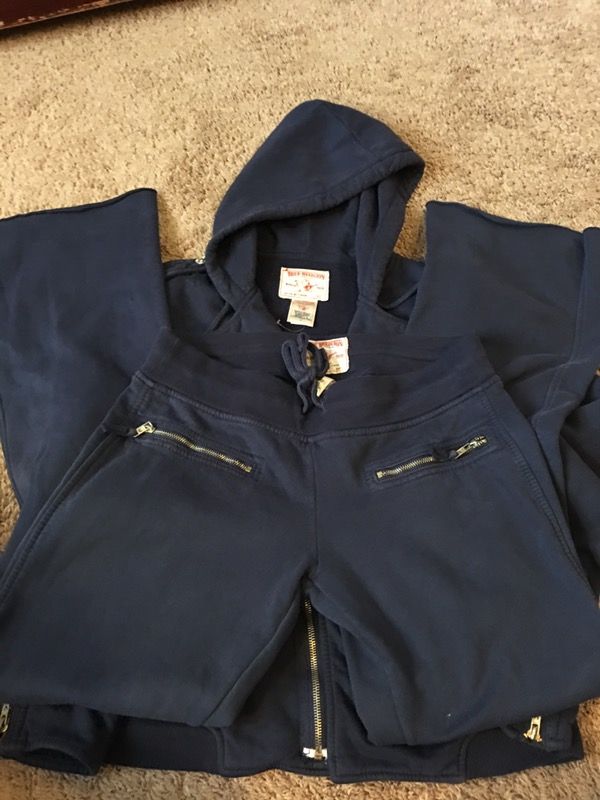 Women's true religion sweat suit size large