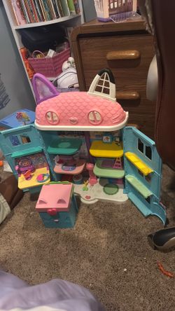 Gabby’s Doll House