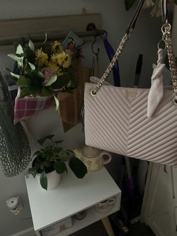 VS Soft Pink Shoulder Bag!°ʚ🎀ɞ°