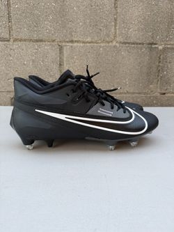 Nike football cleats mens size 12.5