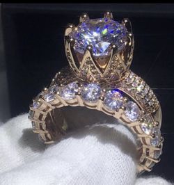 New 18 k rose gold engagement ring wedding ring set