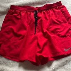 Nike Short Con Licra Integrada