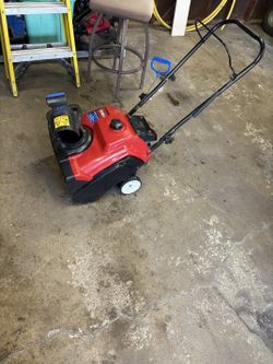 Toro Snowblower : Power clear 418 EZ