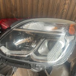2016-17 Chevrolet Equinox Driver Left Headlight Oem