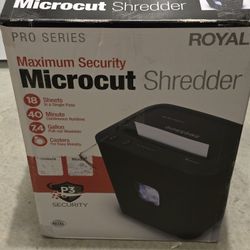 18 Sheet Royal Microcut Shredder