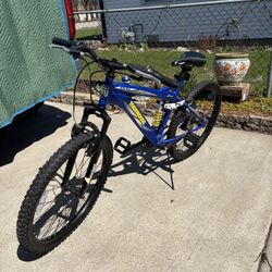 Like New Mongoose Mountain Bike – Barely Used, Rides Perfect