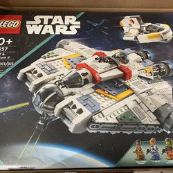  LEGO Star Wars: Ahsoka Ghost & Phantom II, Star Wars Playset Inspired by The Ahsoka Series, Featuring 2 Buildable Starships and 5 Star Wars Figures I