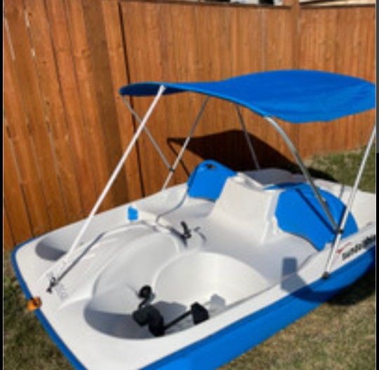 Pelican Paddle Boat for Sale in Modesto, CA OfferUp
