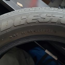 Bridgestone Tire  ( P225/55R18 )