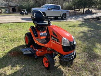 Kubota 48 Inch Riding Lawnmower