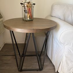 Side table (b) wood & metal