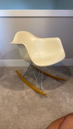 Vitra Eames Rocking Chair