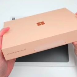 Microsoft - Surface Laptop - 13.8" 2K Touchscreen - Snapdragon X2 Plus (10 Core) 2026 - 16GB - 512GB Storage - Dune 