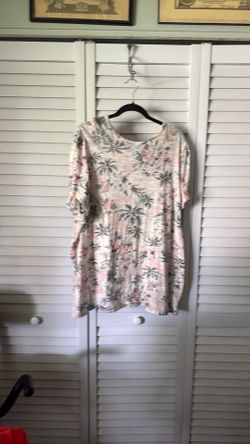 Torrid short sleeve shirt