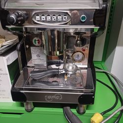 E s P r E s S o Machine