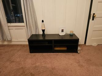 Tv Standard or bookshelf
