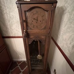 Clock Antique