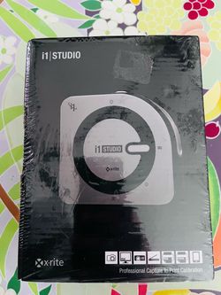 X-Rite i1Studio Color Calibration Device