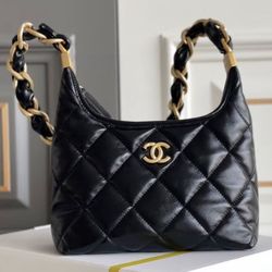 CHANEL 24A diamond check gold buckle leather chain sheepskin cross-body handbag women's black(501)67