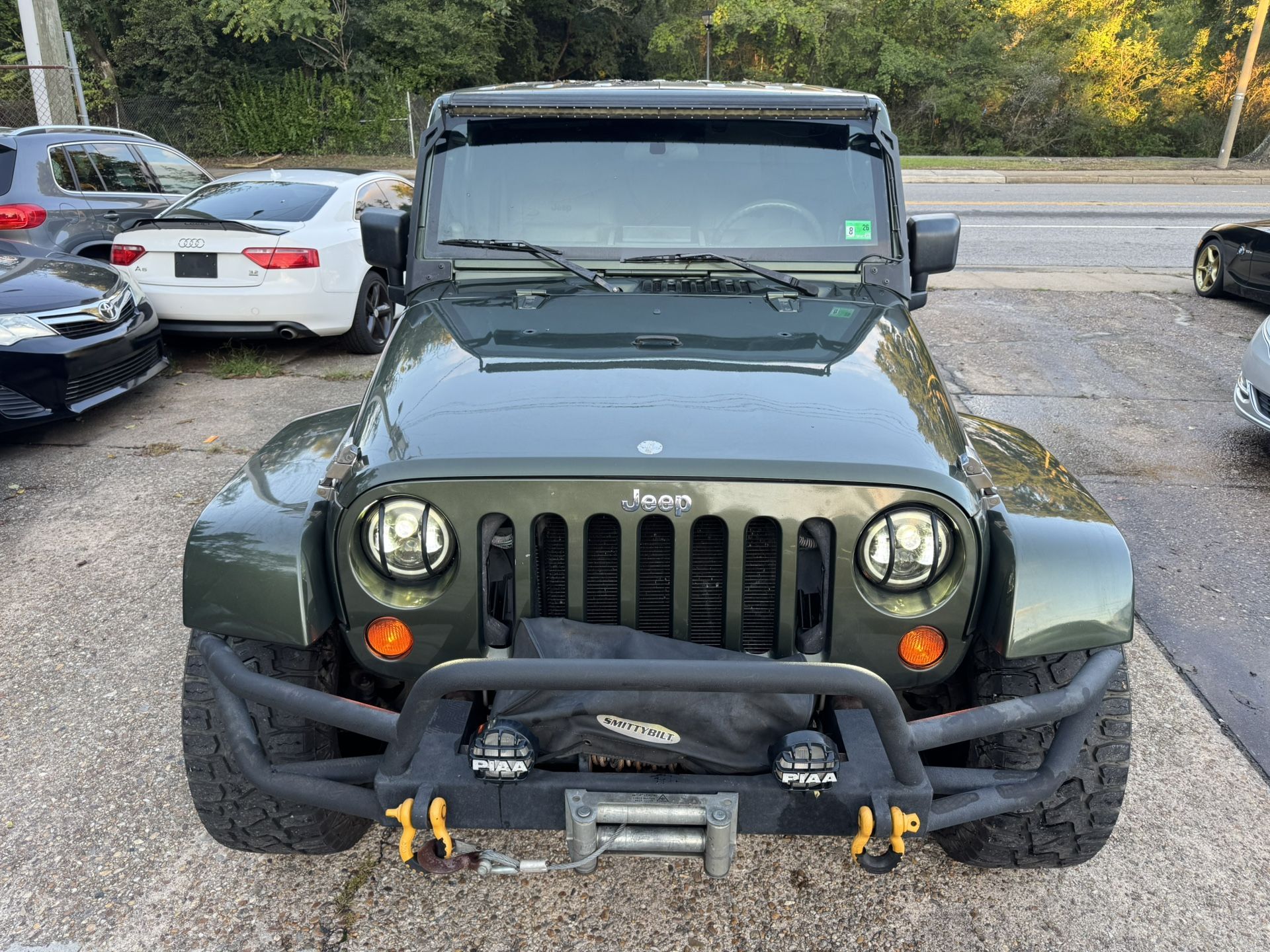 2008 JEEP WRANGLER UNLIMITED SAHARA 3.8 4X4 FINANCING AVAILABLE THROUGH LENDERS! Clean Carfax! Clean title! Just inspected 08/26 , serviced and deta