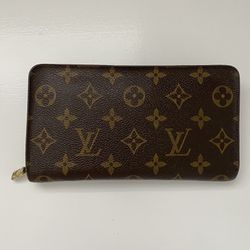 Authentic Louis Vuitton Long Zippy Wallet 