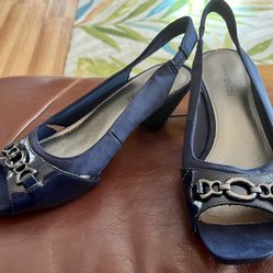 Bandolino Navy Ryker Open Toe Sling Backs Women’s 9M