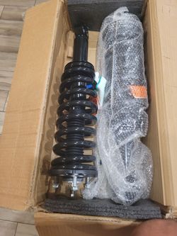 2001------2007 Toyota Sequoia complete front struts
