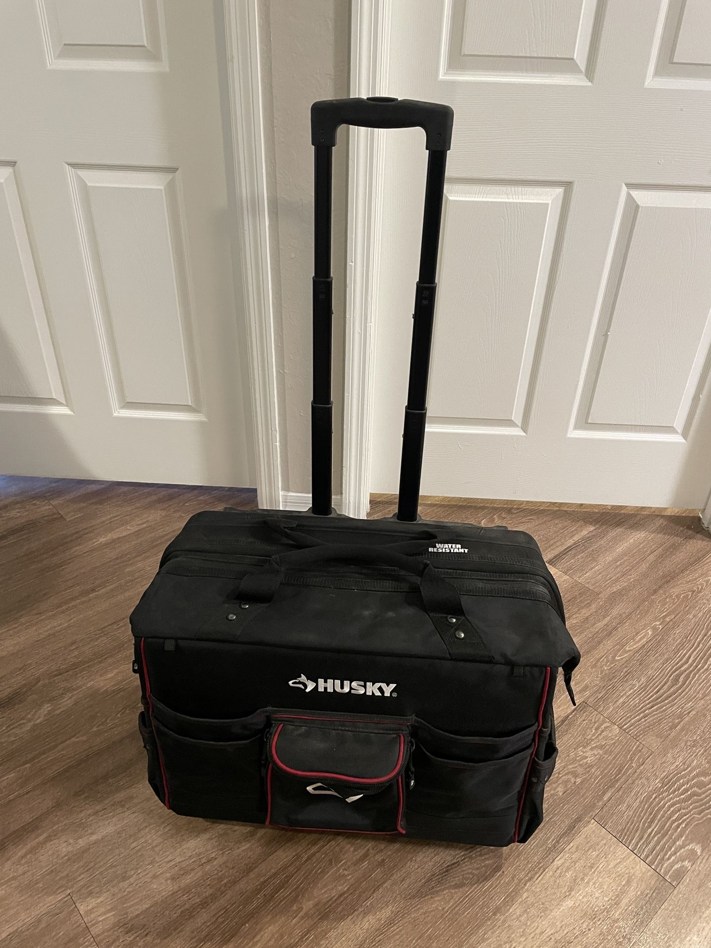 Husky 22 Inch Pro Grade Rolling Tool Bag