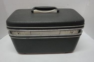 Vintage Gray Samsonite Hard Shell Train Case