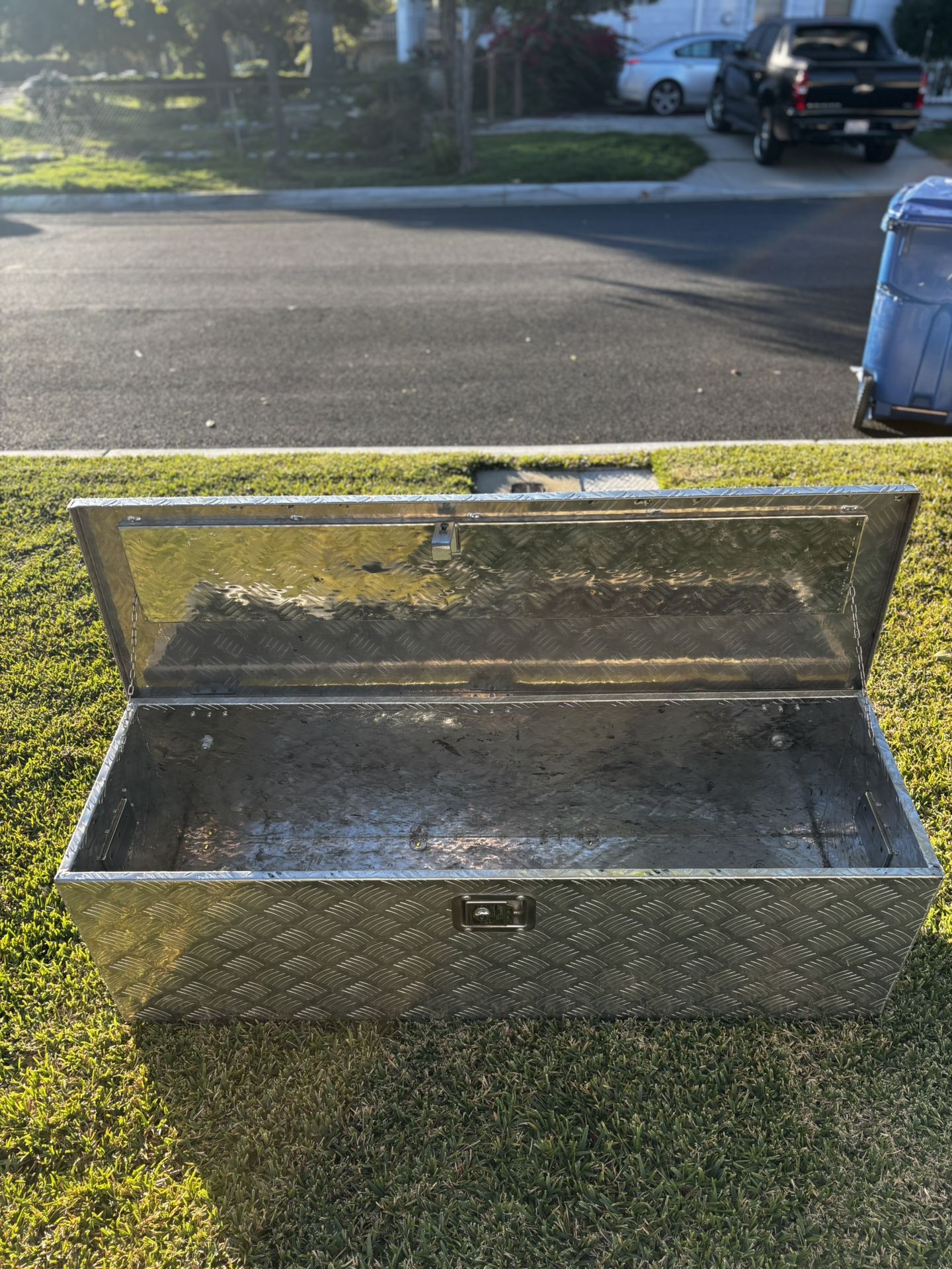 Aluminum Diamond Plate Tool Box
