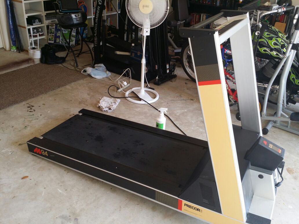 Precor Treadmill M9.4