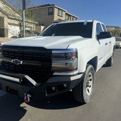 2017 Chevrolet Silverado 4 X 4