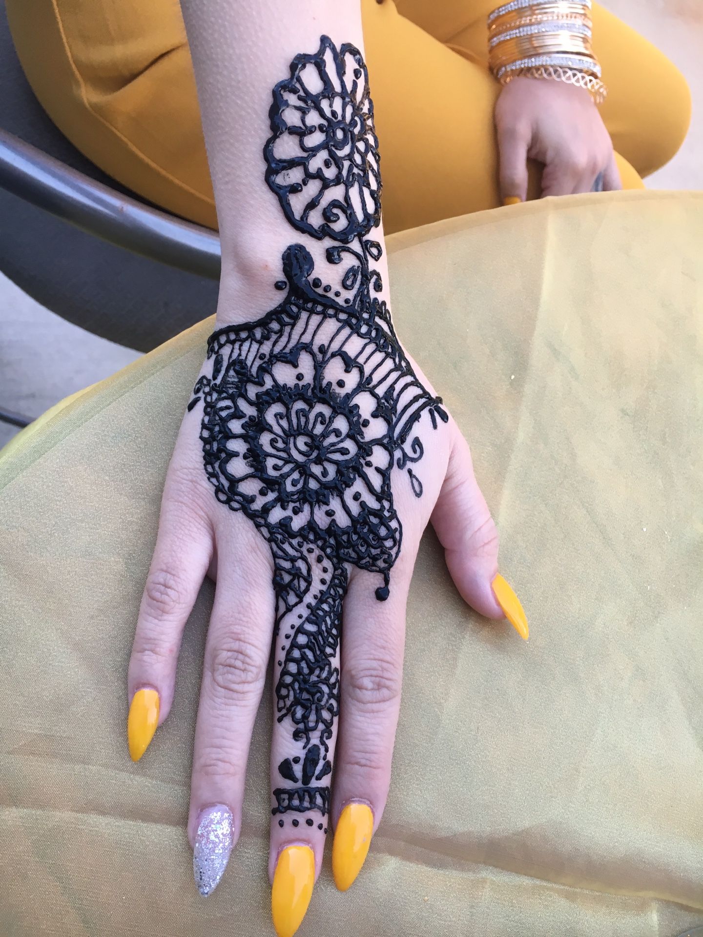 Henna حنا