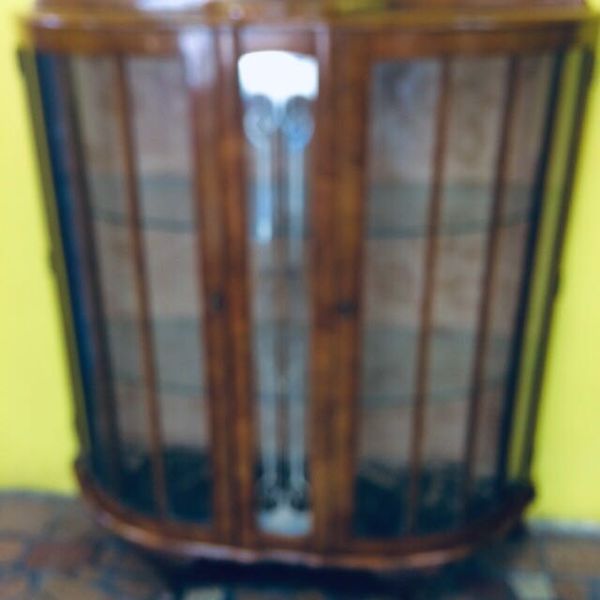 Antique Barget Uil Curio Cabinet For Sale In Gibsonton Fl Offerup