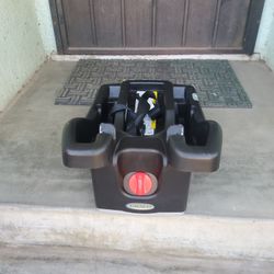 Graco Infant Car Seat Base Expiration 2028