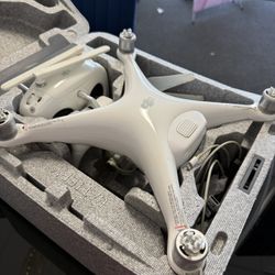DJI Phantom 4 / Like New / Drone / 4k