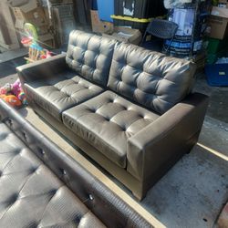 Sofa 