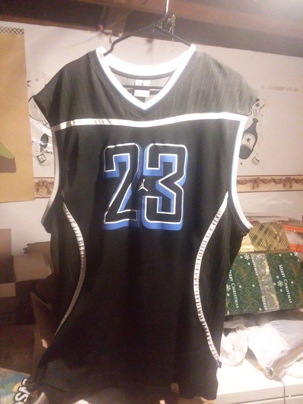 Michael Jordan Jersey  2XL 