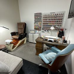 Manicure And Pedicure Chair 