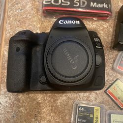 Canon 5D Mark iv 