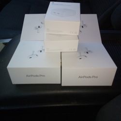 (4)Apple Airpods Bundle!!! 