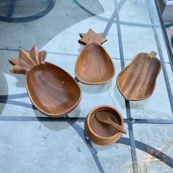 Wooden Bowls 