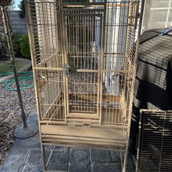 Awesome Bird Cage Must Go!