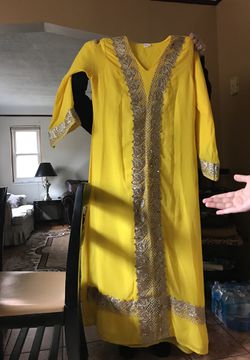 Yellow Arab Dress size Medium
