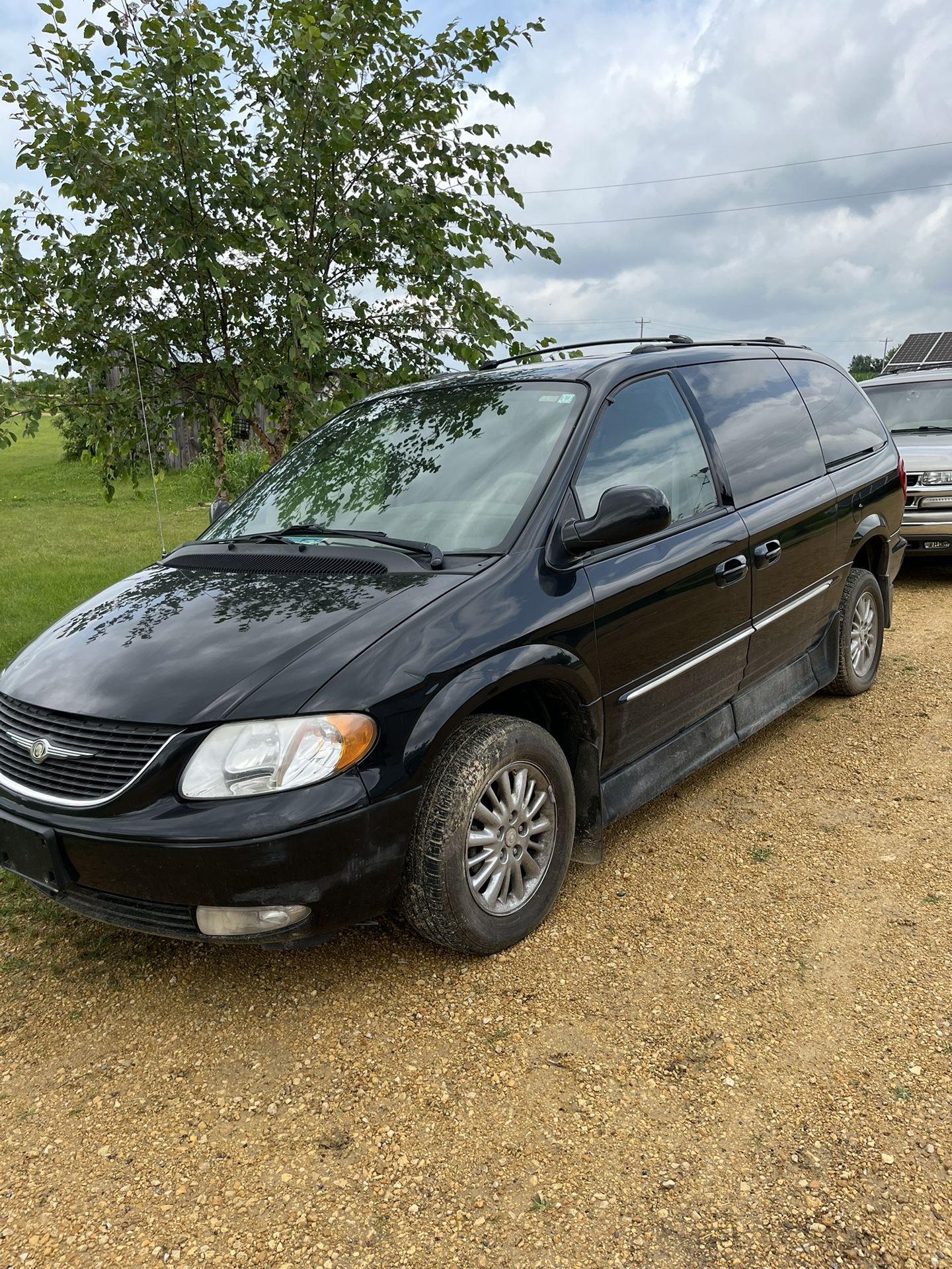 2003 Chrysler Town & Country