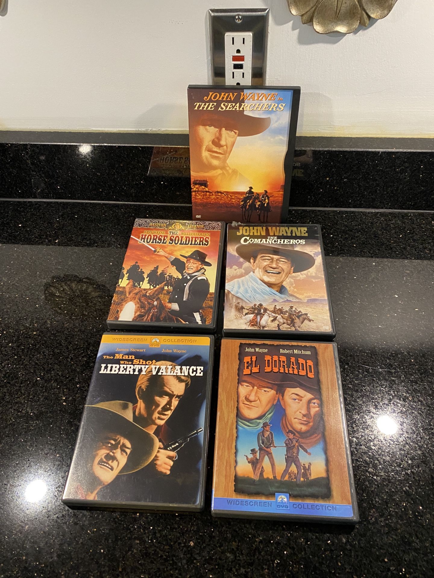 5 John Wayne DVDs Western Movies