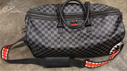 SPRAYGROUND DUFFEL BAG