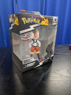 Pokémon Select Cinderace Trainer Team Figure