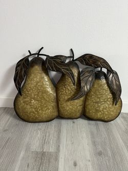 WALL ART THREE PEARS HAND HAMMERED METAL 