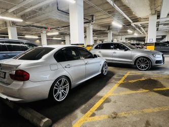 2007 BMW 325I